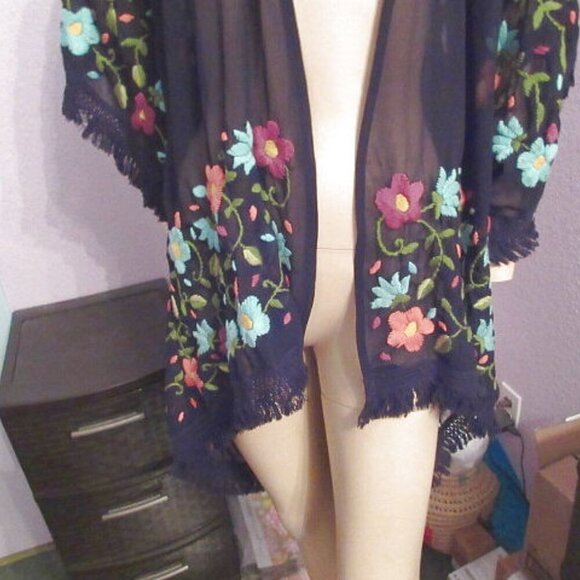 Judith March EMBROIDERED Cardigan KIMONO Size M MESH Sheer CROCHET Layering BOHO - Picture 4 of 11